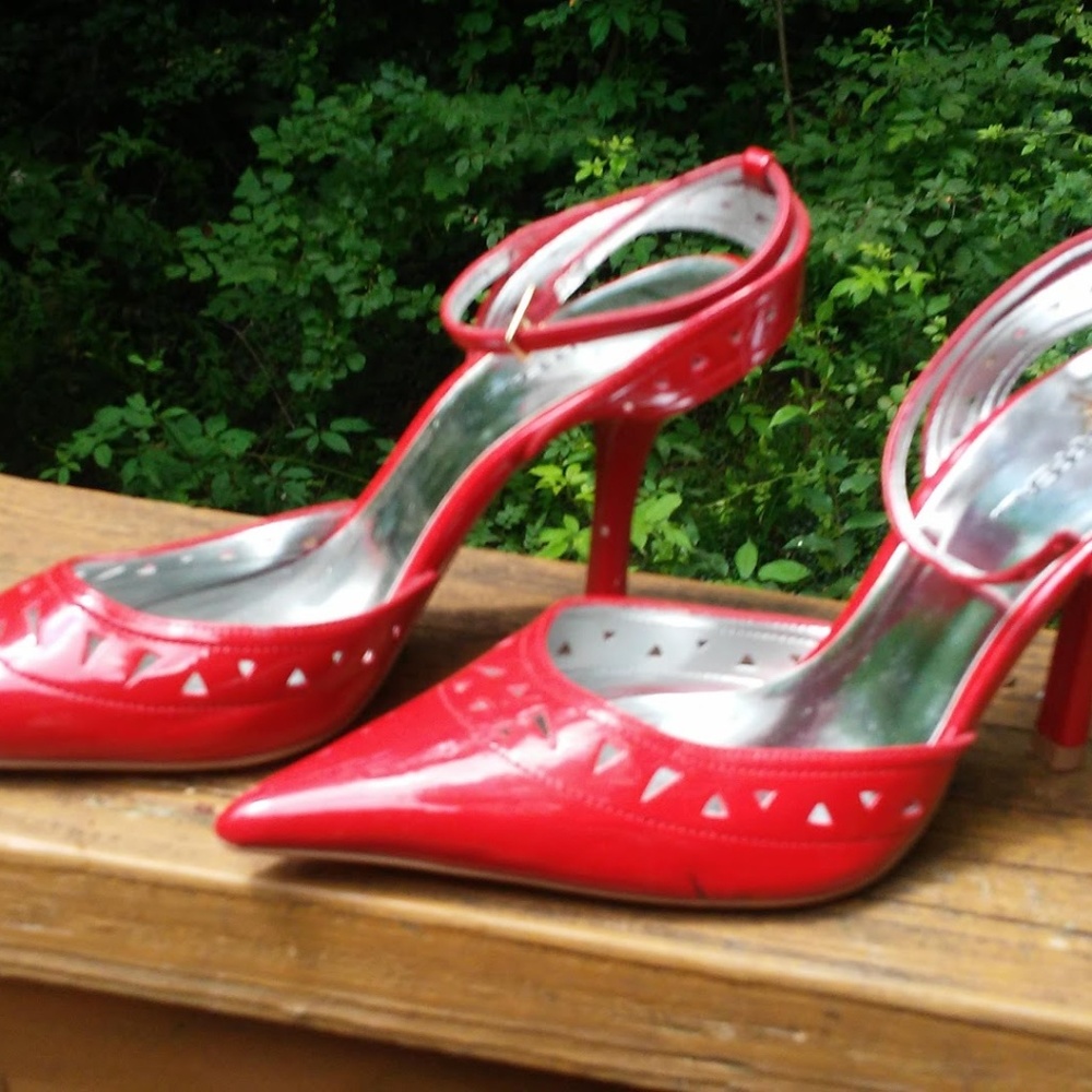 X-Appeal Red Patent Leather High Heels - Size 7